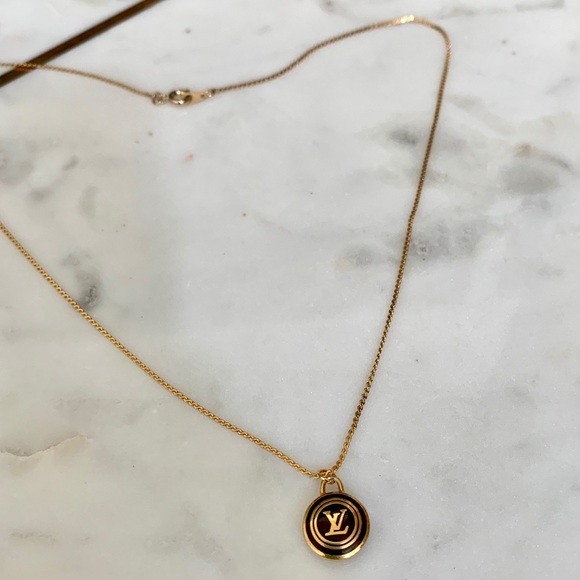 🌟Authentic Louis Vuitton Necklace🌟 - Picture 5 of 5